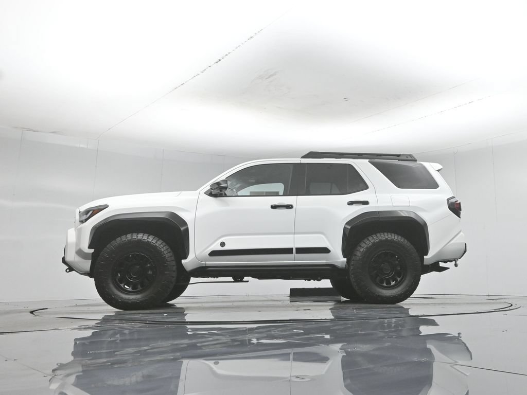 Used 2025 Toyota 4Runner Trailhunter AWD/4WD image 54