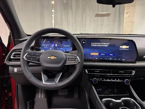 New 2026 Chevrolet Traverse LT w/ LPO, Floor Liner Package image 27