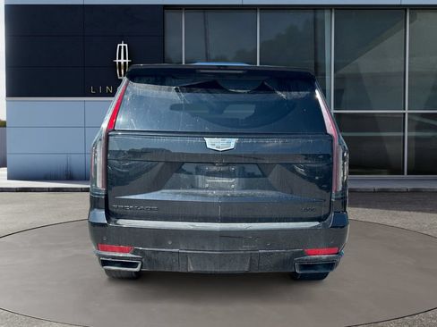 Used 2021 Cadillac Escalade Sport Platinum w/ LPO, ONYX Package AWD/4WD image 6
