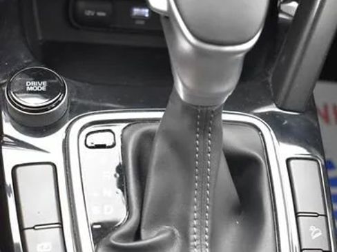 Used 2025 Kia Seltos S image 34