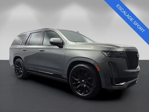 Used 2023 Cadillac Escalade Sport Platinum w/ LPO, ONYX Package AWD/4WD image 1