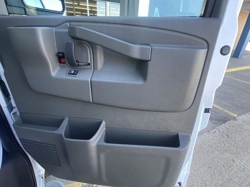 Used 2024 GMC Savana 2500 w/ Driver Convenience Package RWD image 19