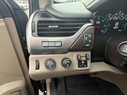 Used 2019 Chevrolet Tahoe Premier image 23