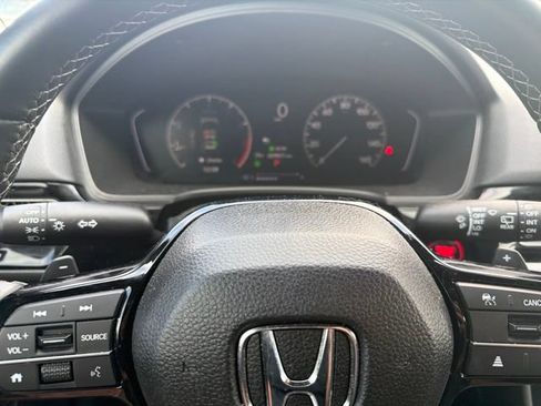 Used 2025 Honda Civic Sport image 13