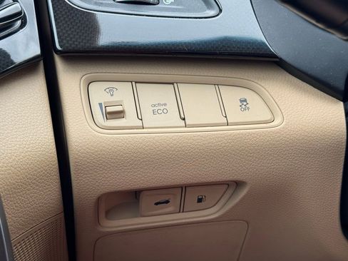 Used 2014 Hyundai Azera Limited FWD image 28