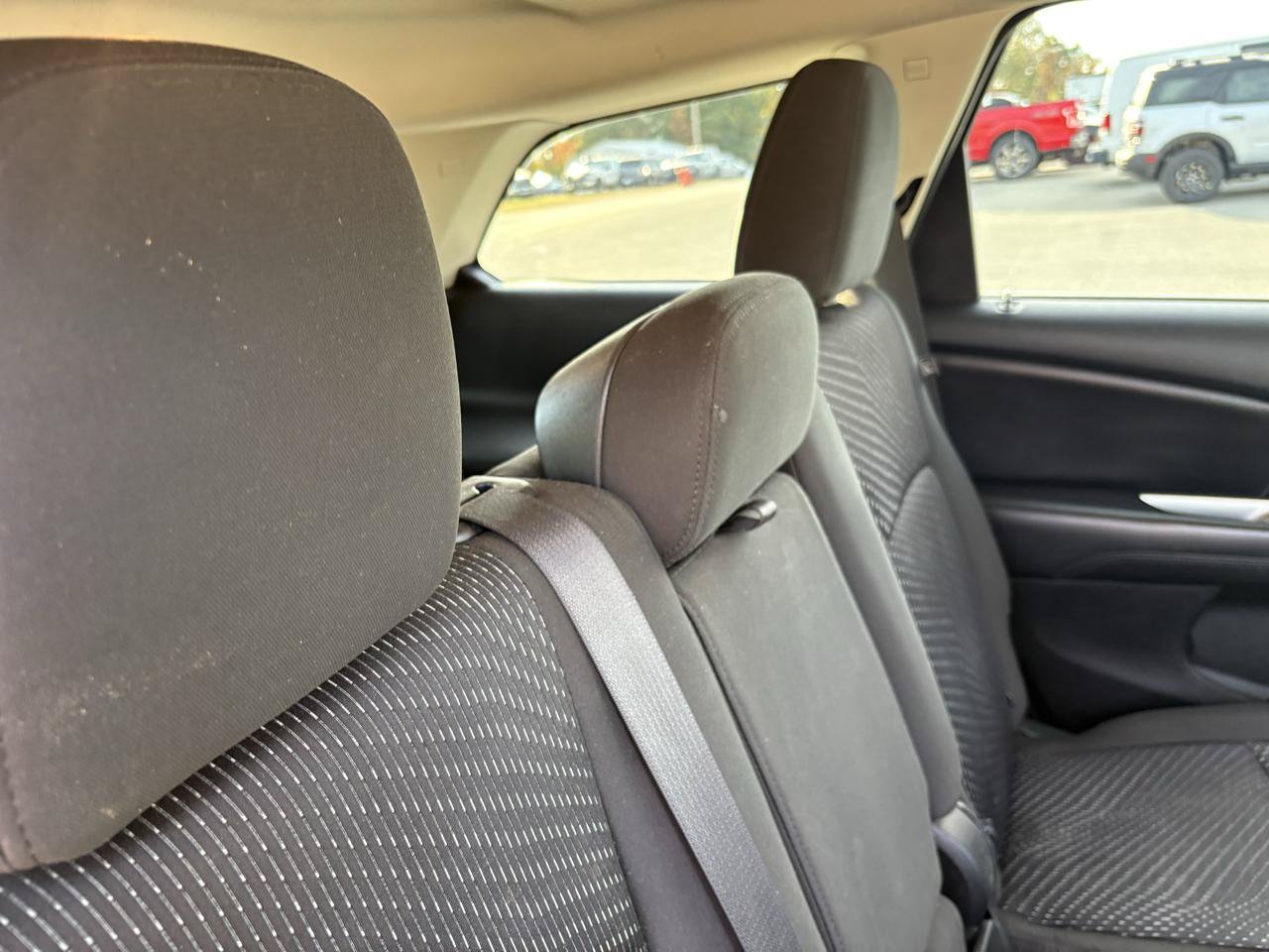 Used 2016 Dodge Journey SE w/ Flexible Seating Group FWD image 41
