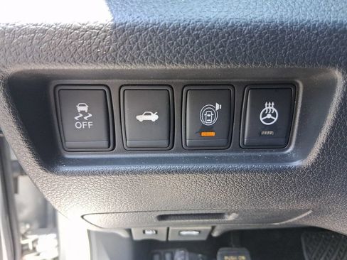 Used 2015 Nissan Altima 2.5 SL w/ Technology Package FWD image 30