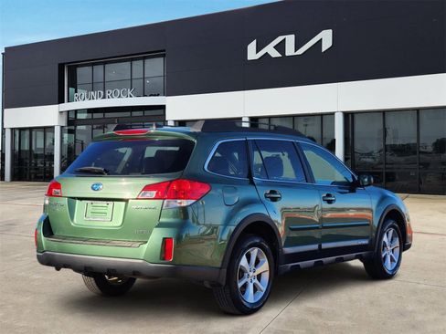 Used 2014 Subaru Outback 2.5i Limited image 5