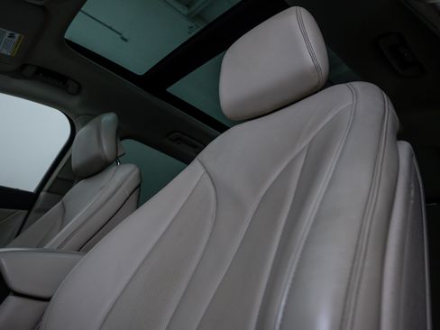 Used 2019 Lincoln MKC Select w/ Select Plus Package image 20