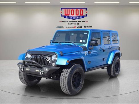 Used 2015 Jeep Wrangler Unlimited Sahara AWD/4WD image 8