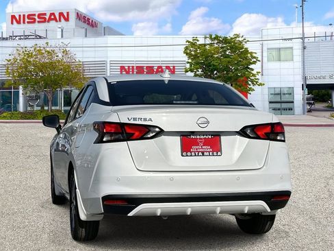 New 2025 Nissan Versa SV image 3
