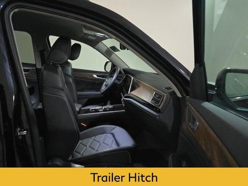 Used 2024 Volkswagen Atlas SE image 8