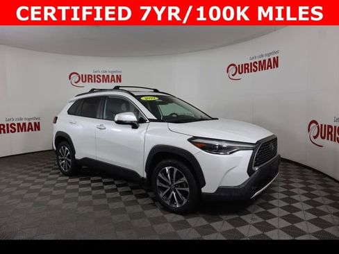 Used 2022 Toyota Corolla Cross XLE w/ Convenience Package image 13