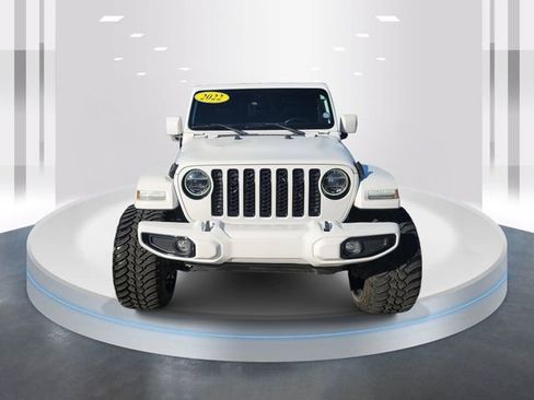 Used 2022 Jeep Gladiator Overland image 2