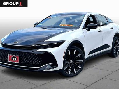 New 2025 Toyota Crown Platinum