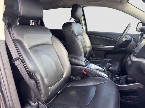 Used 2014 Dodge Journey Limited w/ Flexible Seating Group image 22