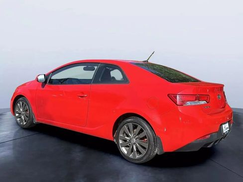 Used 2011 Kia Forte Koup SX image 3