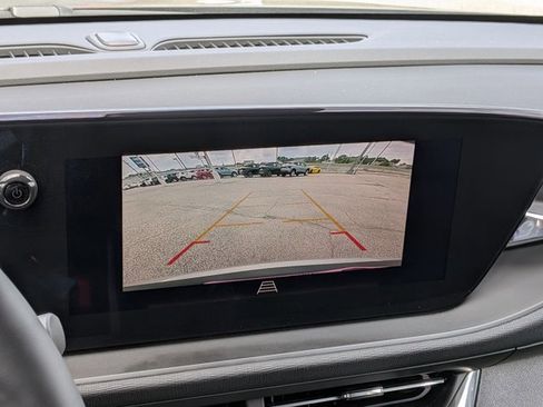 Used 2025 Buick Envista Preferred w/ Convenience I Package image 13