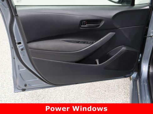 Used 2024 Toyota Corolla LE image 12