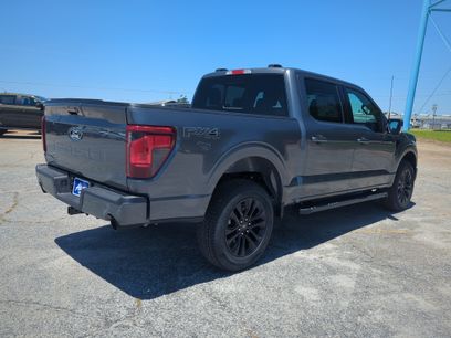 New 2026 Ford F150 XLT w/ Equipment Group 302A MID