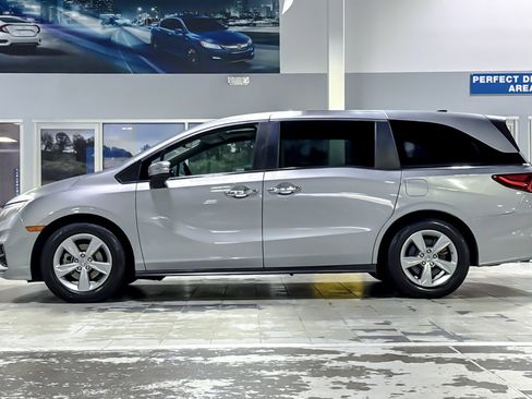 Used 2020 Honda Odyssey EX-L image 2