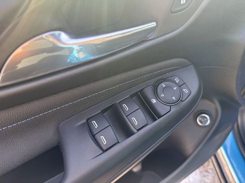 Used 2025 Buick Envista Sport Touring w/ Convenience I Package image 11