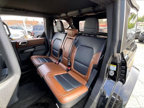 Used 2024 Ford Bronco Outer Banks AWD/4WD image 25