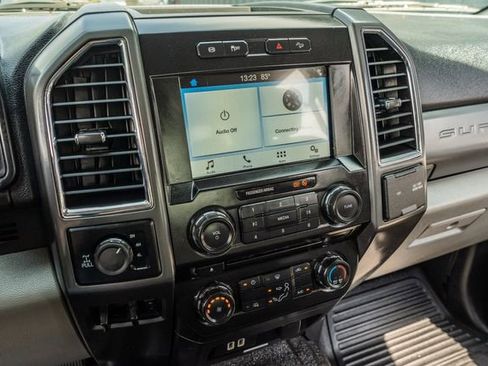 Used 2017 Ford F250 XLT w/ XLT Value Package image 26