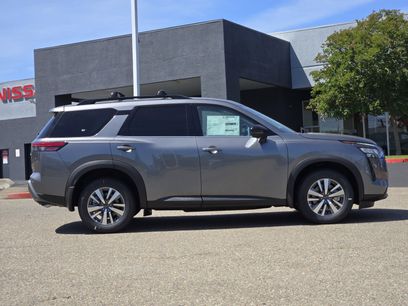 New 2026 Nissan Pathfinder SL