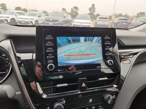 Used 2024 Toyota Camry LE image 18