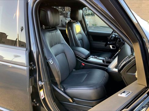 Used 2022 Land Rover Range Rover Westminster Edition image 7