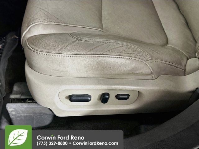 Used 2013 Ford Explorer XLT AWD/4WD image 21
