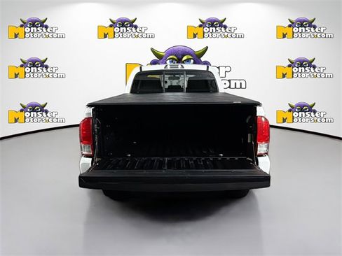 Used 2016 Toyota Tacoma SR5 image 25