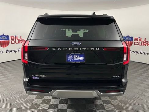 New 2025 Ford Expedition Max Platinum w/ Driver's Package image 4
