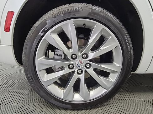 Used 2023 Buick Envision Avenir image 52