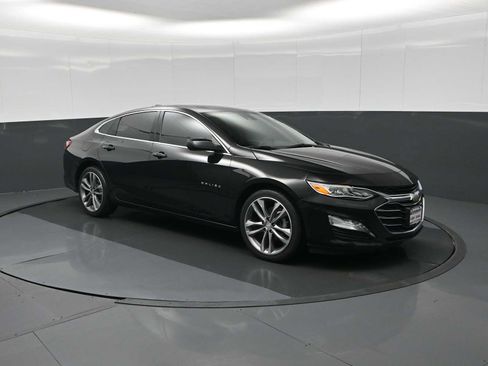 Used 2023 Chevrolet Malibu LT image 1