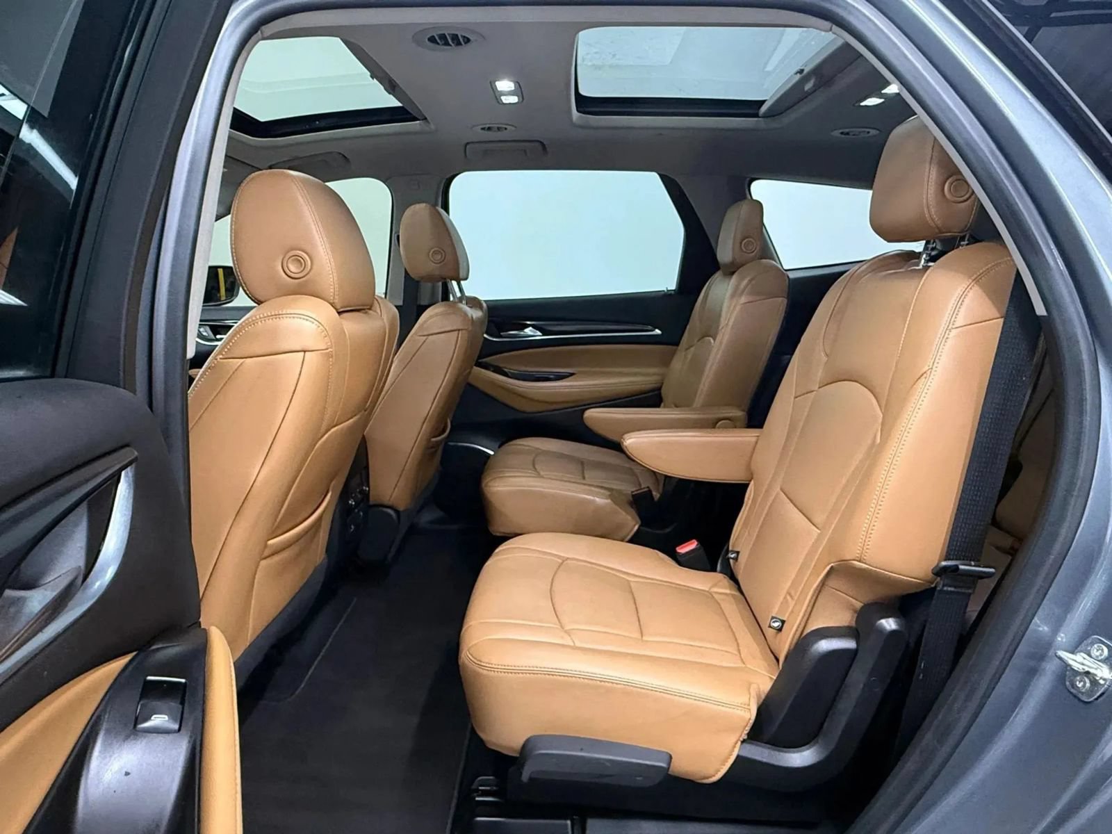 Used 2018 Buick Enclave Premium FWD image 19