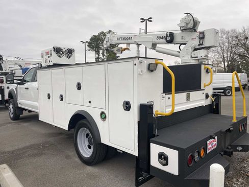 New 2025 Ford F550 4x4 Crew Cab Super Duty image 7