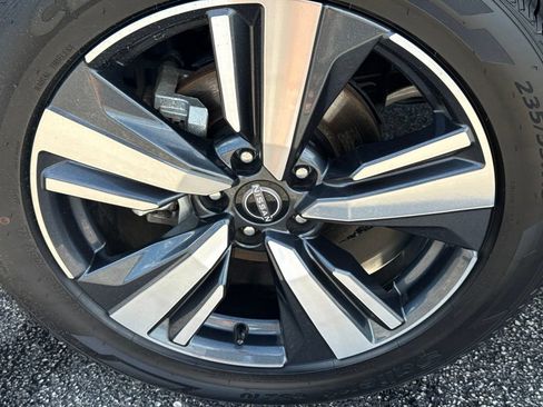 Certified 2026 Nissan Rogue SL AWD/4WD image 34