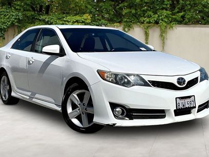 Used 2014 Toyota Camry SE w/ Fleet Convenience Package