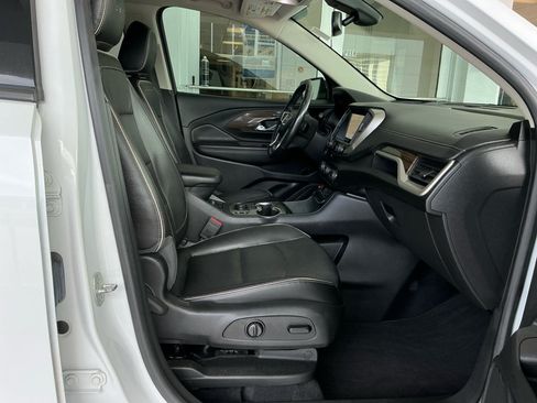 Used 2019 GMC Terrain Denali w/ Advanced Safety Package AWD/4WD image 32