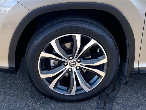 Used 2022 Lexus RX 450h AWD w/ Premium Package image 11