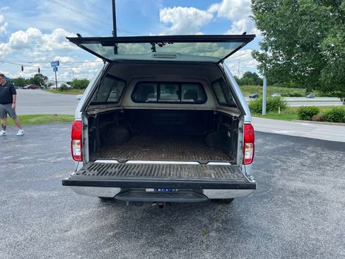 Used 2016 Nissan Frontier SV AWD/4WD image 10