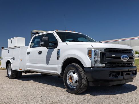 Used 2019 Ford F350 XL w/ Power Equipment Group RWD image 1