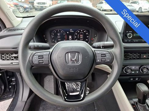Certified 2025 Honda Accord LX image 16