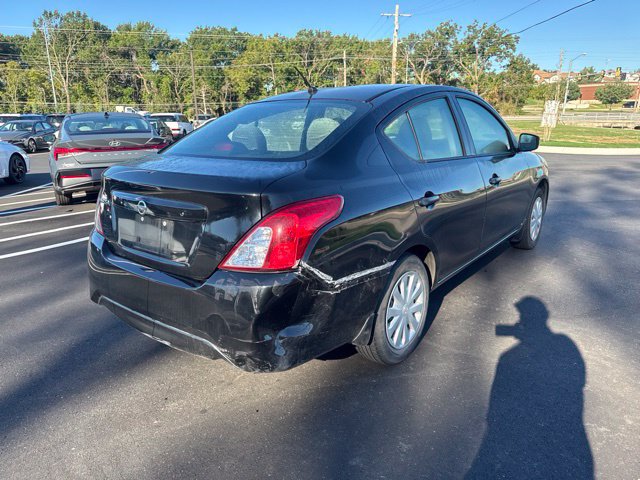 Used 2017 Nissan Versa S FWD image 7