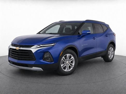 Used 2022 Chevrolet Blazer LT FWD image 2