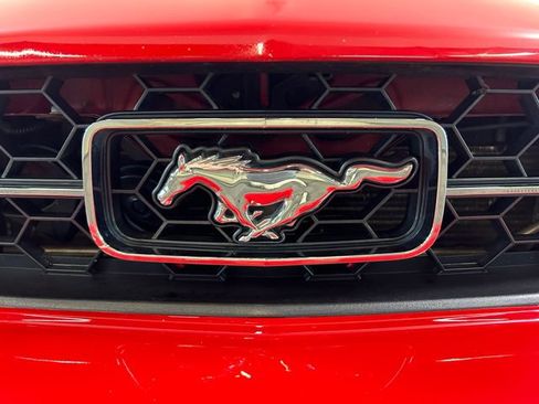 Used 2007 Ford Mustang Convertible RWD image 10