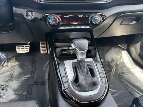 Certified 2024 Kia Forte GT-Line FWD image 13