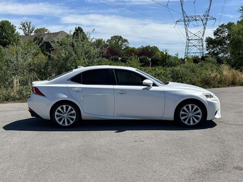 Used 2014 Lexus IS 250 RWD image 2